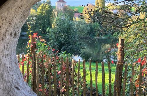 Saint-Martin-Lars-en-Sainte-Hermine Bed & Breakfast | Le Vieux Château de Saint Martin-Lars