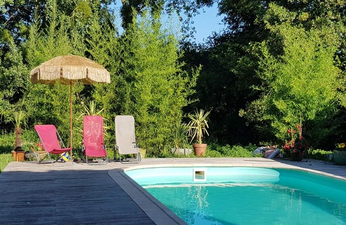 Saint-Pierre-des-Echaubrognes House | Country Gite