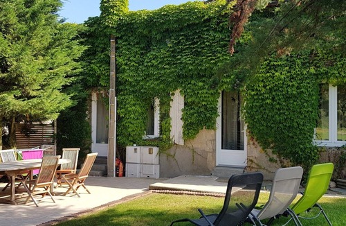 Saint-Pierre-des-Echaubrognes House | Country Gite