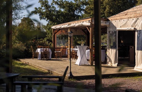 Saint-Pierre-des-Echaubrognes House | Country Gite