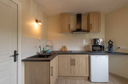 Saint-Quentin-Lamotte-Croix-au-Bailly Apartment | Le Reflet de Valéry - Proche Plage