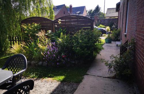 Saint-Quentin-Lamotte-Croix-au-Bailly House | Gite a la Ferme - Baie de Somme