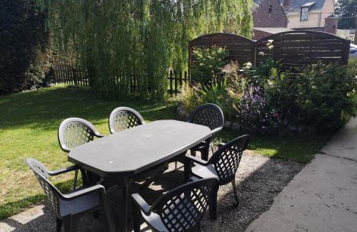 Saint-Quentin-Lamotte-Croix-au-Bailly House | Gite a la Ferme - Baie de Somme