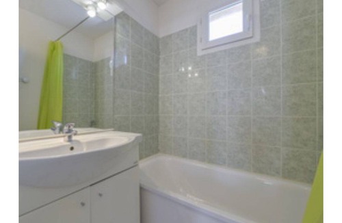 Saint-Saturnin-les-Avignon Apartment | 40 m² Apartment ∙ 2 bedrooms ∙ 6 guests