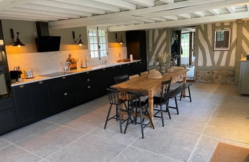 Saint-Sylvestre-de-Cormeilles House | Maison Martigny - Normandy countryside