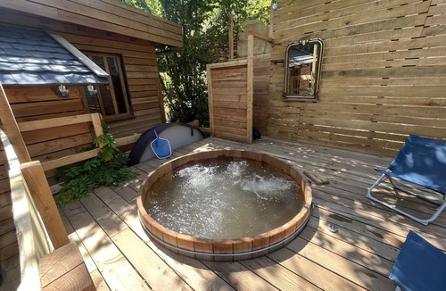 Sainte-Croix-Vallee-Francaise House | Ecogîte1en Cévennes: Nordic bath with view
