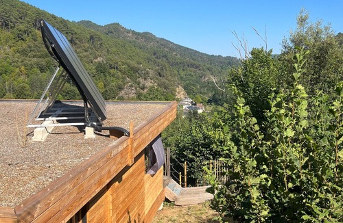 Sainte-Croix-Vallee-Francaise House | Ecogîte1en Cévennes: Nordic bath with view