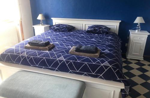 Siccieu-Saint-Julien-et-Carisieu Bed & Breakfast | Au Clair de la Pierre - Chambres d'hôtes