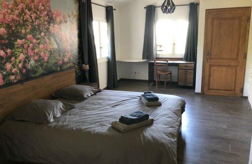 Siccieu-Saint-Julien-et-Carisieu Bed & Breakfast | Au Clair de la Pierre - Chambres d'hôtes