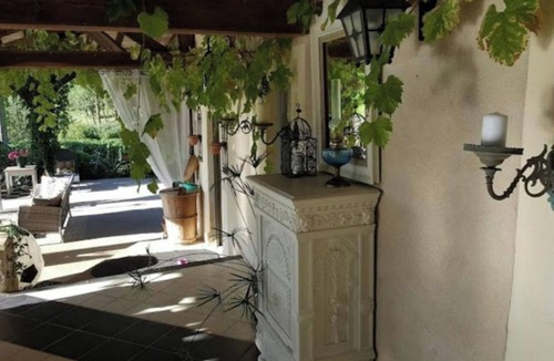 Sorges-et-Ligueux-en-Perigord House | Gîtes & Holiday homes (5 C)