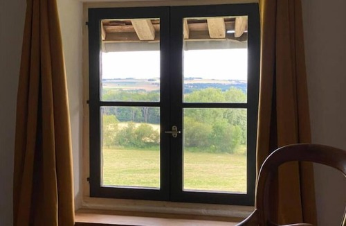 Treigny House | Bourg Sans Paille