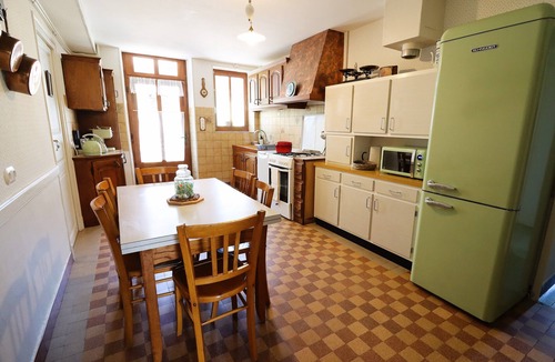 Treigny House | Gite Bienvenue chez Mémé