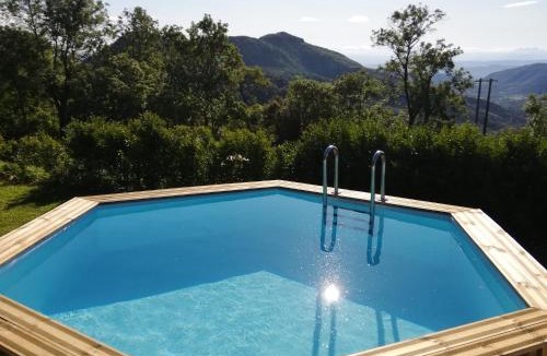 Saint-Priest House | Fraises des bois