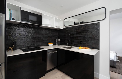 Plateau Mont Royal Apartment | François-Denis Apartments