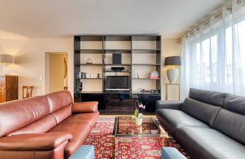 Quartier Vieux Marche-Cathedrale Apartment | Françoise, F5 avec petit parking