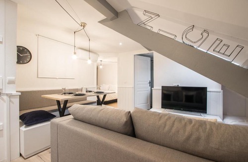 Carre d'Or Apartment | France-JP
