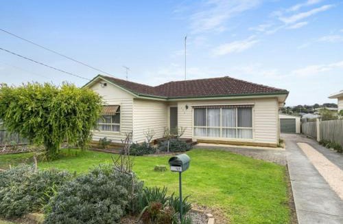 Belmont House | Francis Geelong 156