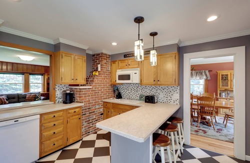 Franconia House | Franconia Escape on Half Acre w/Fire Pit & Deck!