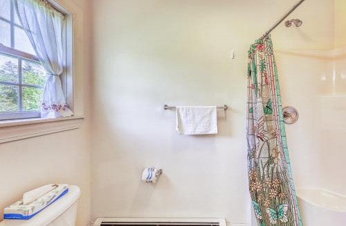 Franconia House | Franconia's Far Far Away