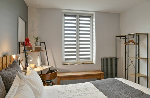 Saint-Genix-sur-Guiers Bed & Breakfast | Frangipanier Guest Room