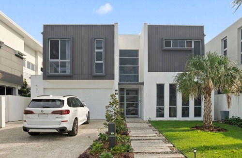 Kingscliff House | Frangipani Beach House