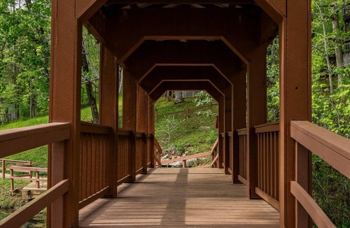 Waynesboro Cabin | Frank's Retreat Cherokee Rd