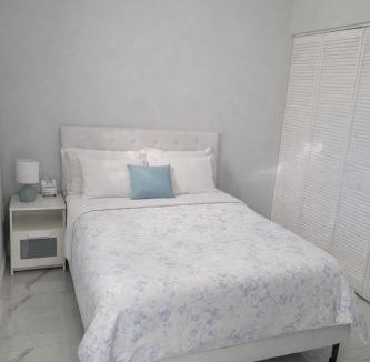 Bearss Plaza Apartment | Frankely Studio