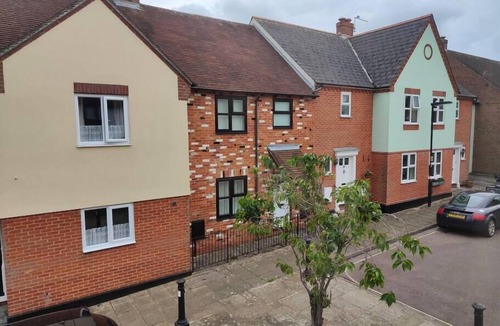 Emsworth House | Frankland - Emsworth 3 Bedroom