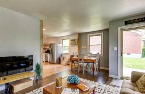 Franklin House | Franklin Cottage Cozy 2 bed 1 bath