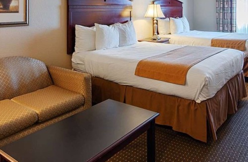 Franklin Hotel | Franklin Inn & Suites