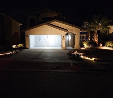Bear Ridge House | Franklin Luxe Oasis