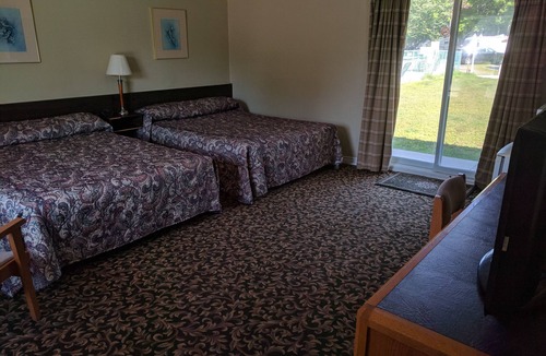 North Bay Hotel | Franklin Motel & Trailer Park