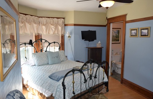 Appleton Bed & Breakfast | Franklin Street Inn B&B