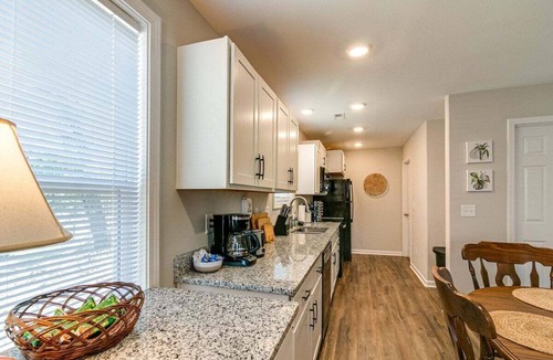 Clarksville House | Franklin Street