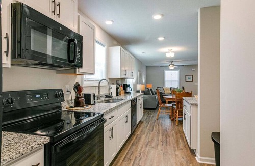 Clarksville House | Franklin Street