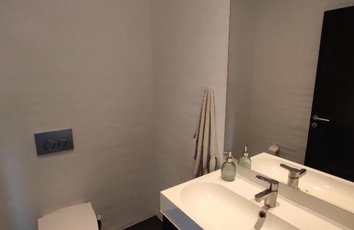 Genner House | Franks place