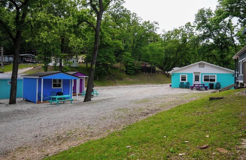 Sunrise Beach Cabin | Franky and Louies Pink Cabin 1