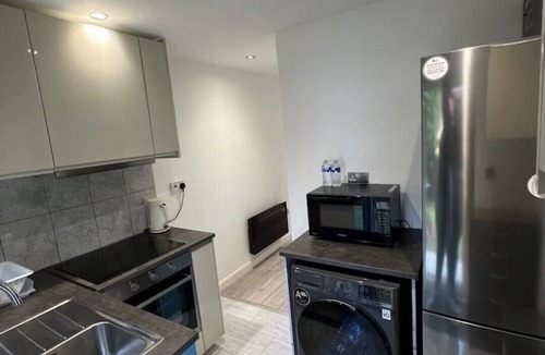 Fryent Apartment | Franky’s Place