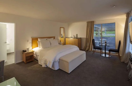 Franz Josef Glacier Hotel | Franz Josef Oasis