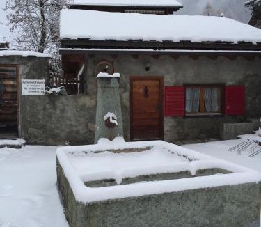 Andeer House | Fravgia veglia
