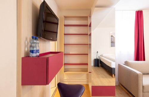 Center House | Fred Guest House Hauptbahnhof - Self Check-in