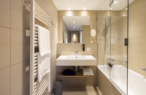 Center Hotel | Fred Hotel Hauptbahnhof – Self Check-in