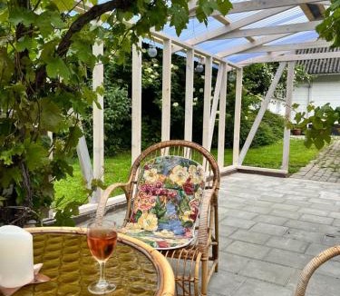 Ulstrup Apartment | Fred og Ro Ferielejlighed