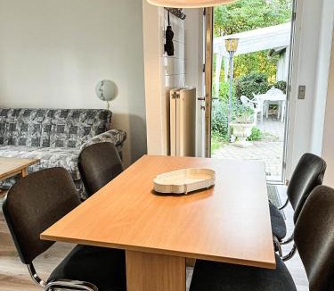 Ulstrup Apartment | Fred og Ro Ferielejlighed