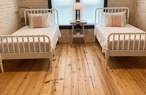 Thomasville Other | Freddle Farmhouse