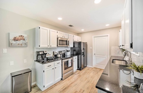 Fredericksburg House | Fredericksburg Home w/Hot Tub - 1 Mi to Dtwn