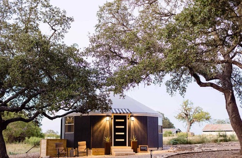 Fredericksburg House | Fredericksburg Luxury Yurt with Hill Country Views