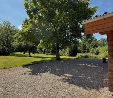 Sommersted Villa | Fredfyldt skovbolig med udespa