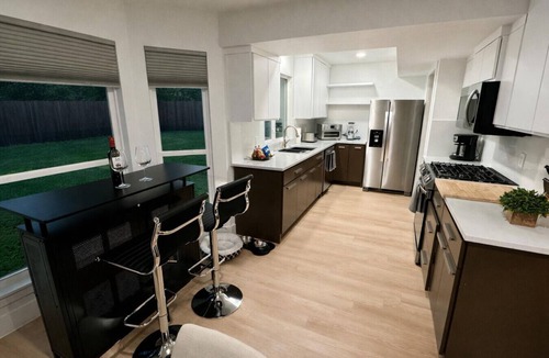 East Oak Hill House | Free $100~2KBR&2.5BA~Pet Friendly~FastWifi~Park