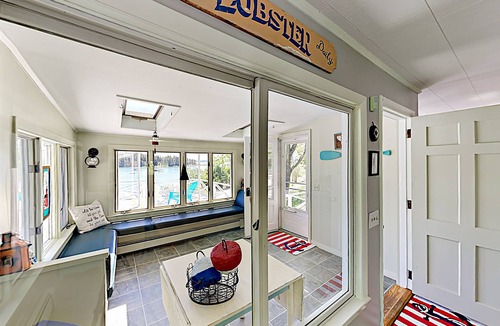 Sorrento House | Free $100 gas gift card with every 2026 Summer booking!
